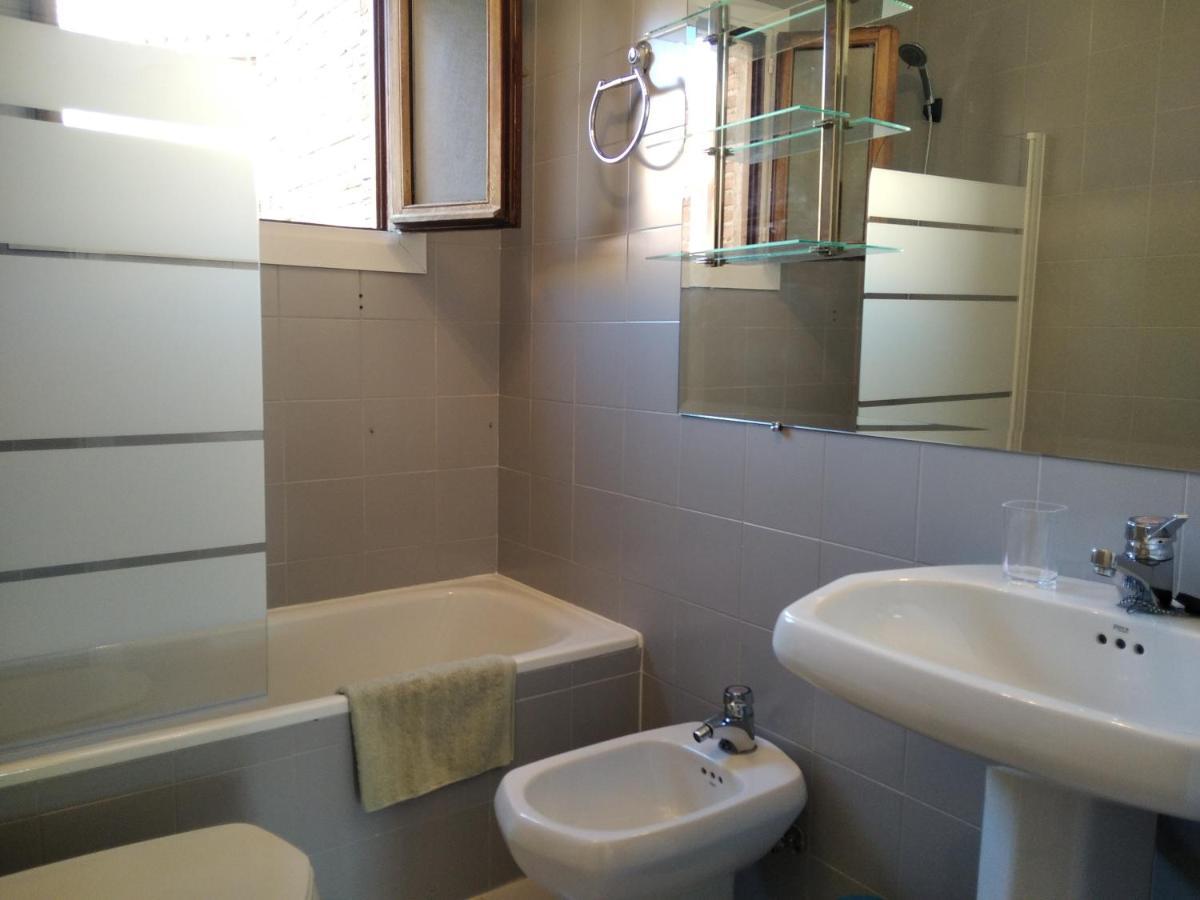 Casa Paseo Del Tajo-Con Parking Gratis Apartment Toledo Ngoại thất bức ảnh